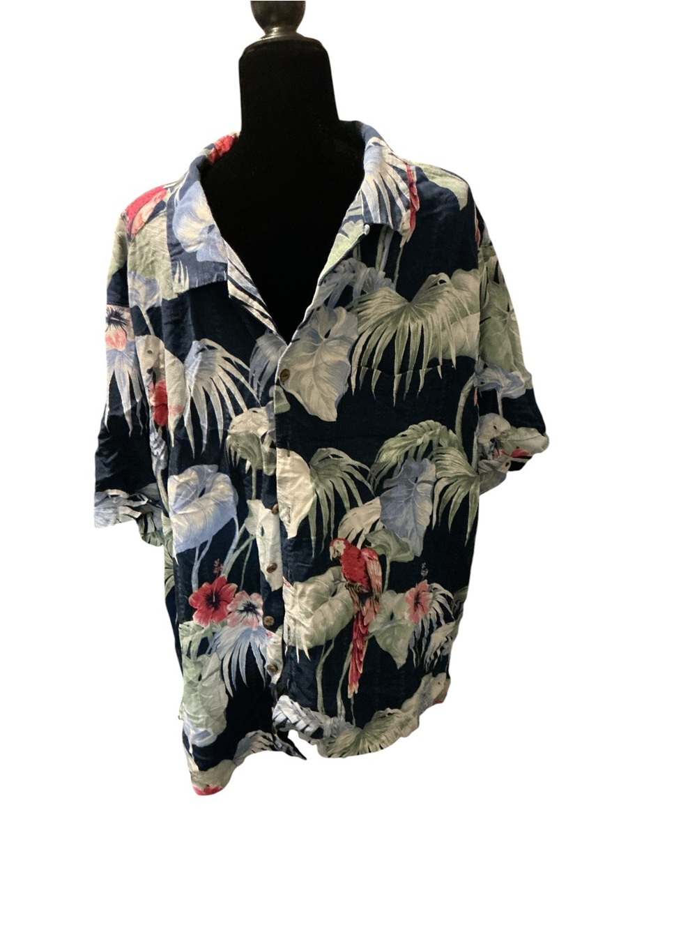 Caribbean Navy Tropical Print Short-Sleeve Button-Down Shirt